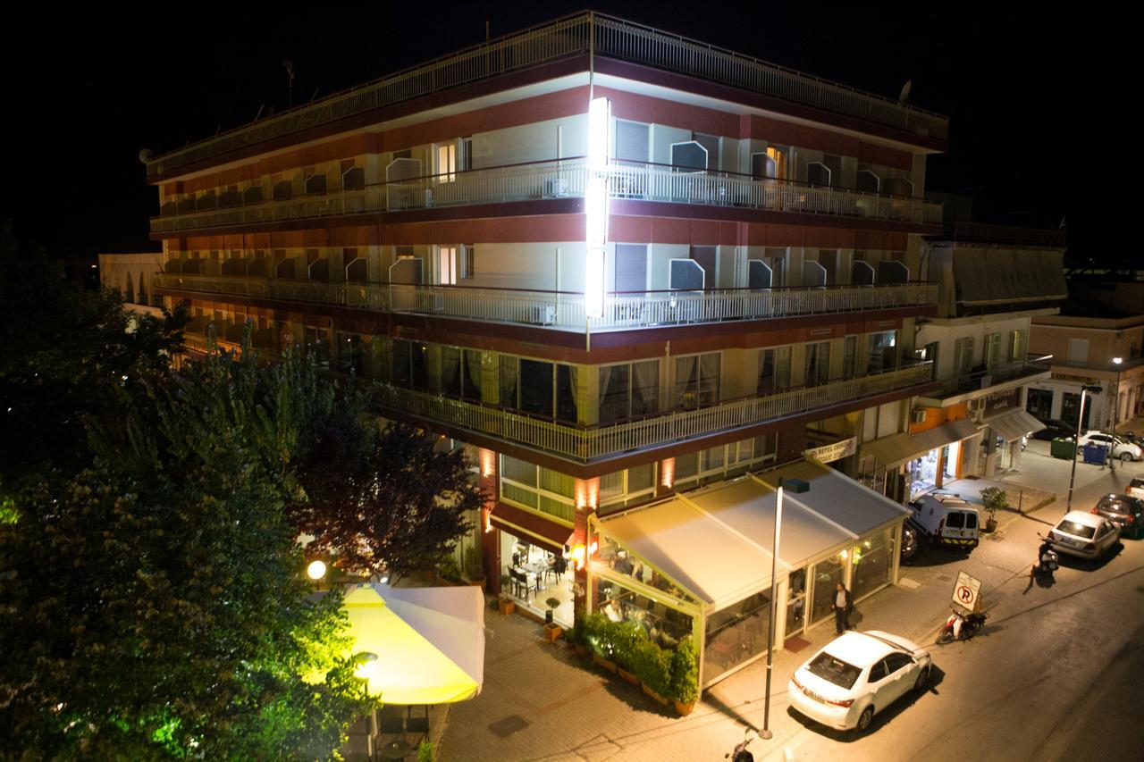 Hotel Cronos Arta Luaran gambar